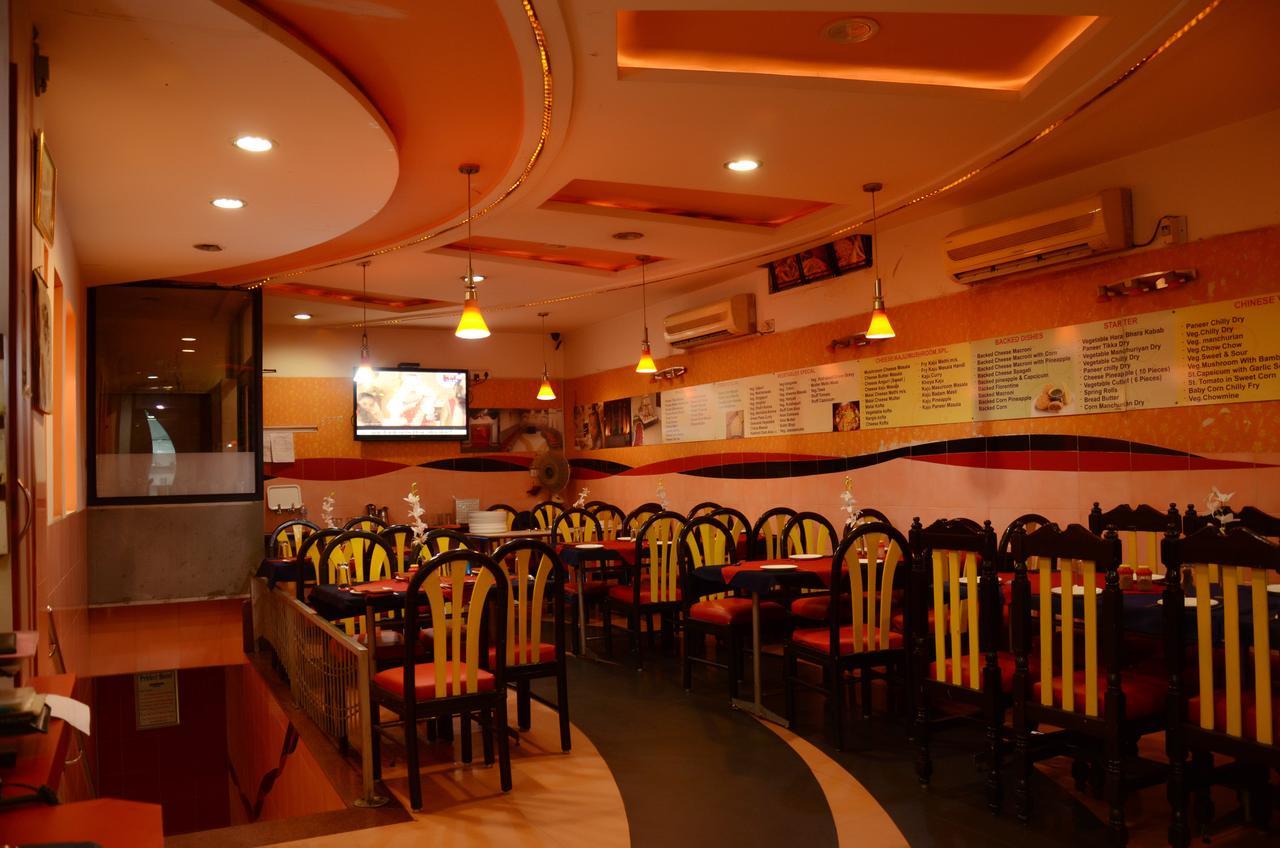 Prithvi Hotels Ahmedabad Exterior foto